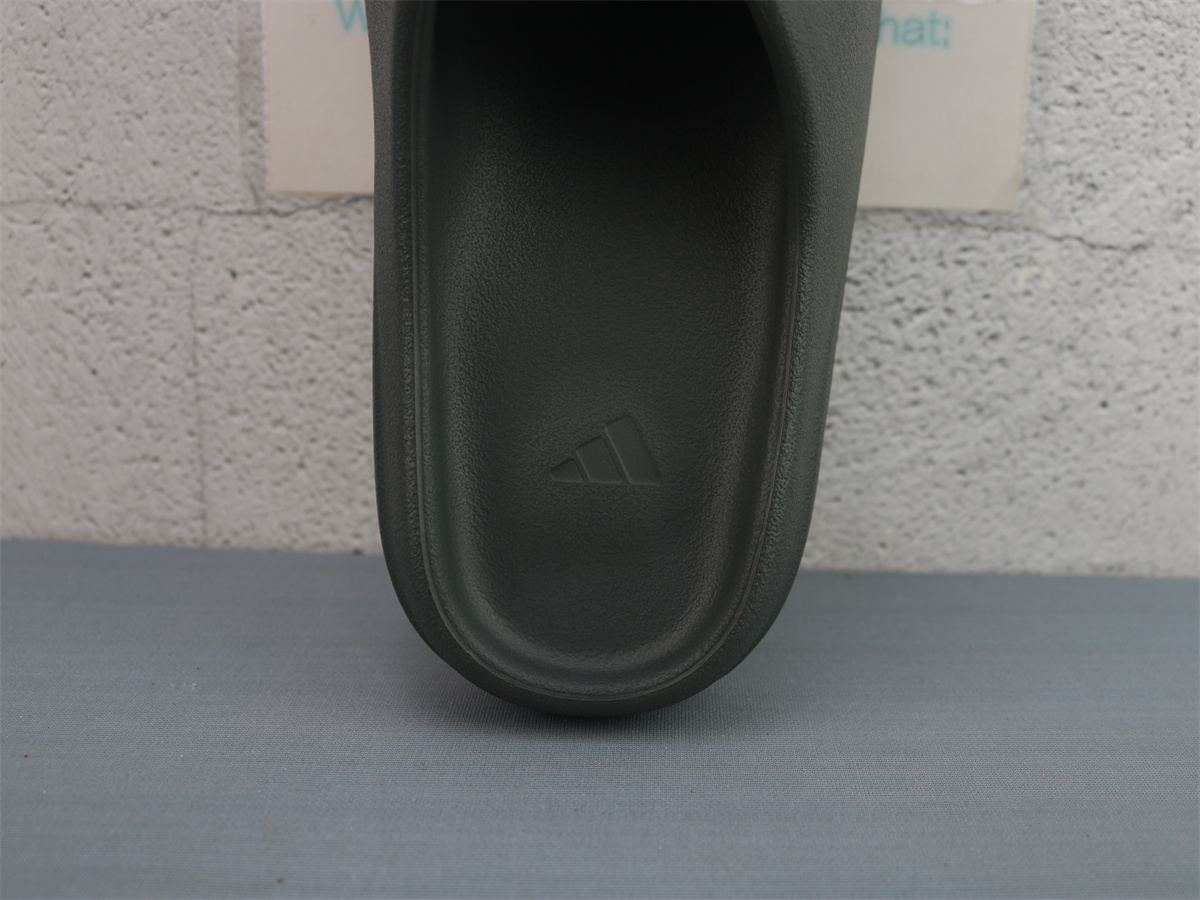 Free Shipping Yeezy Slide Dark Onyx ID5103